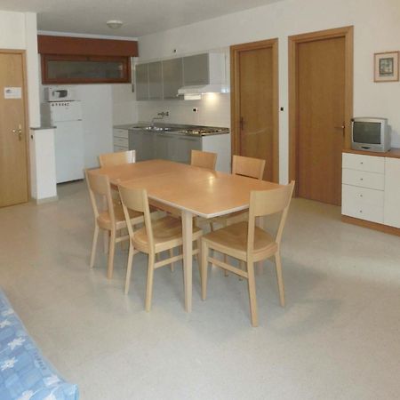 Elena Apartman Lignano Sabbiadoro Kültér fotó