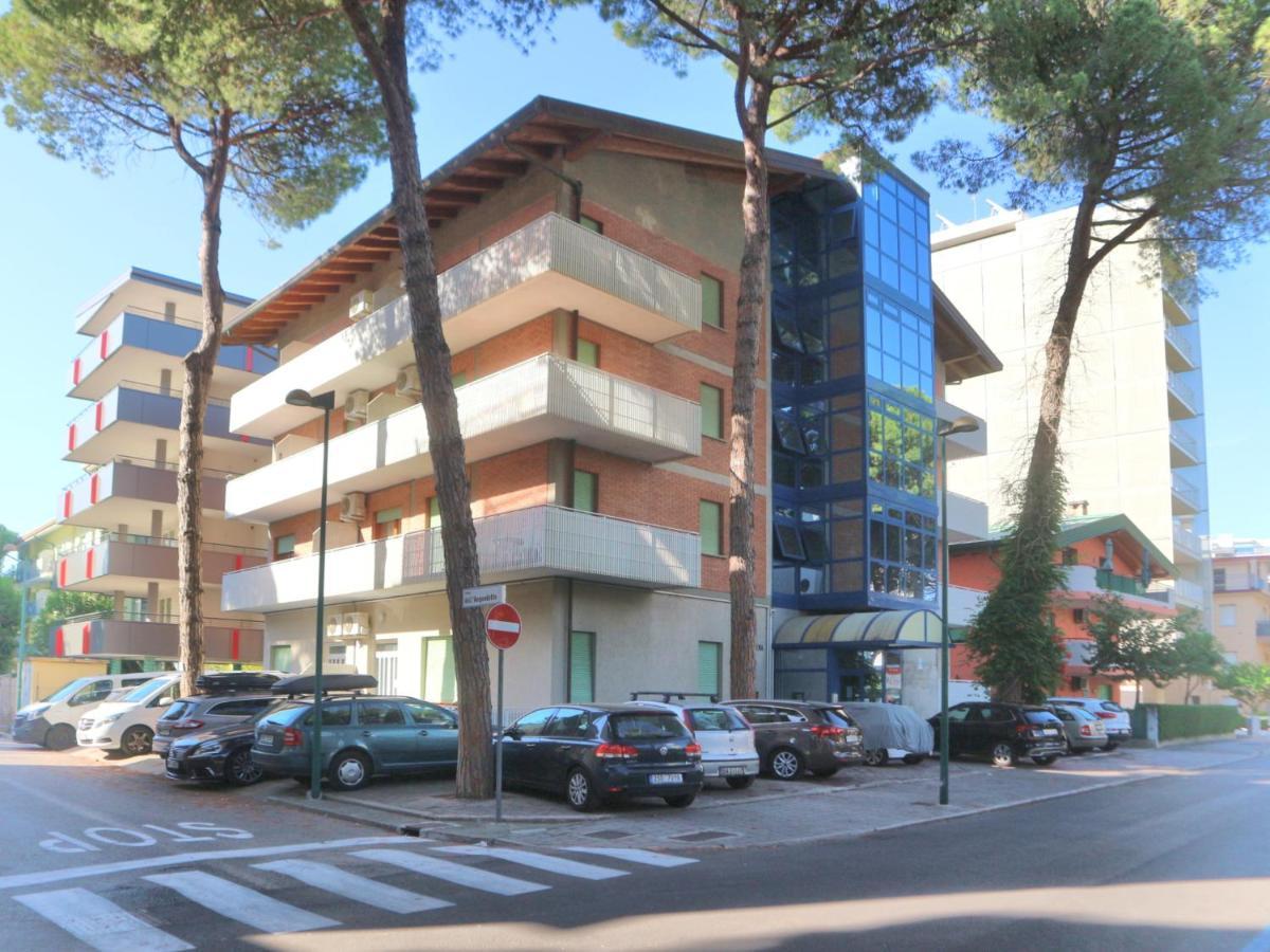 Elena Apartman Lignano Sabbiadoro Kültér fotó