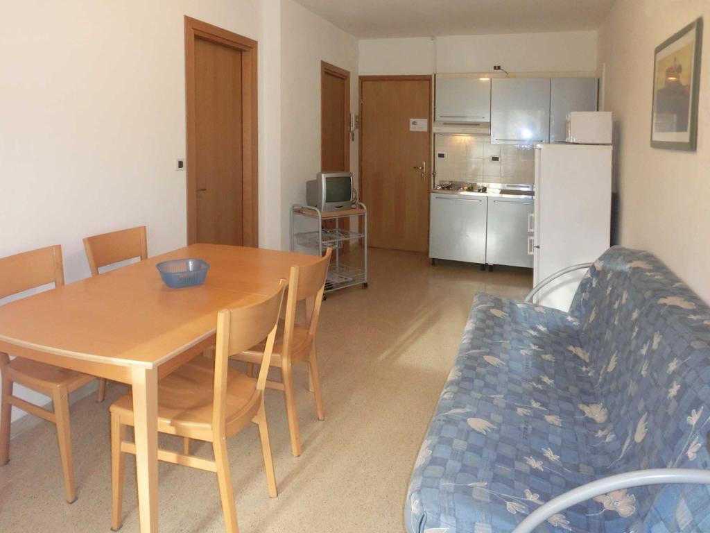Elena Apartman Lignano Sabbiadoro Kültér fotó